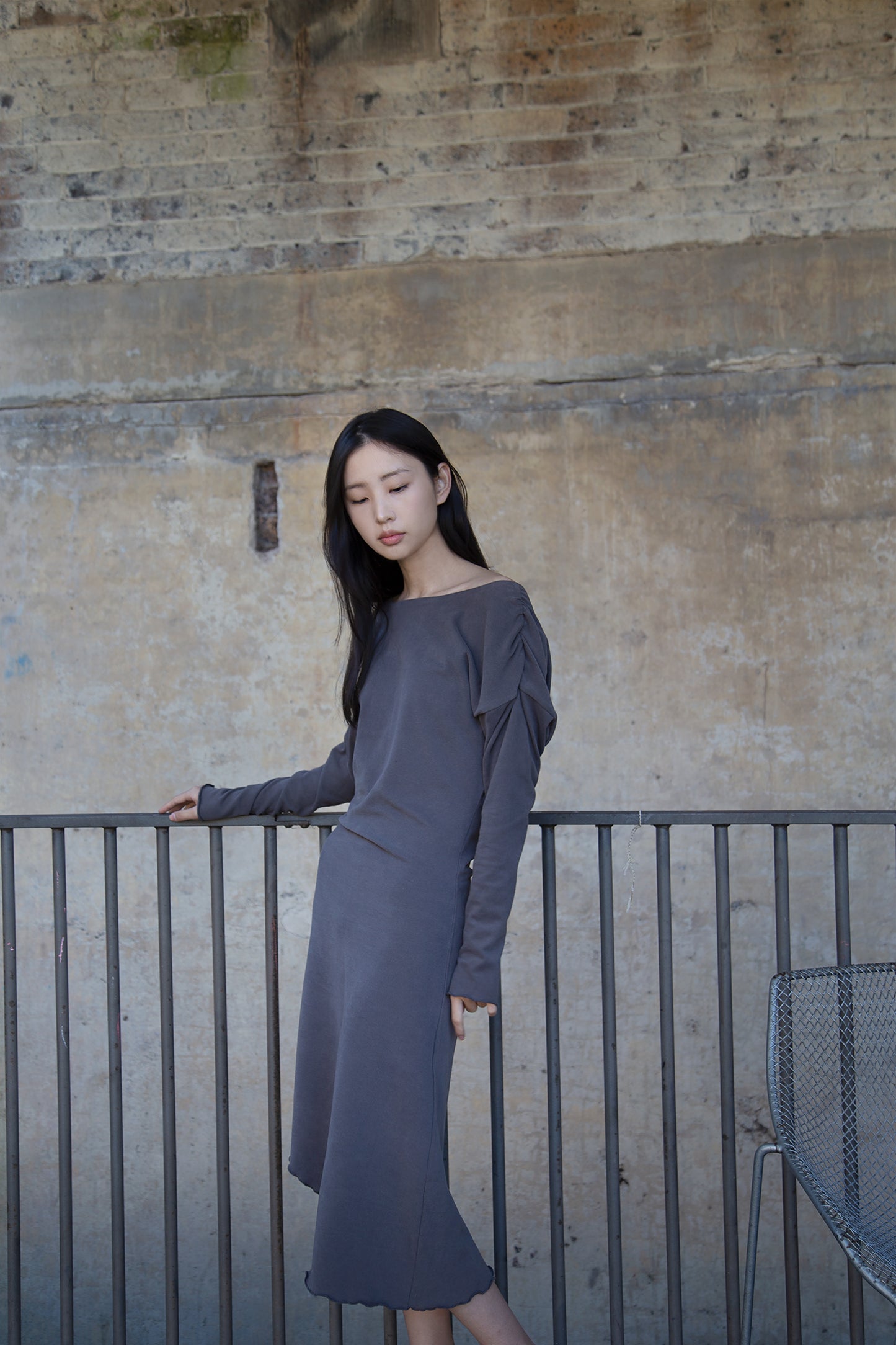 Untold-stories Ruched Midi Dress