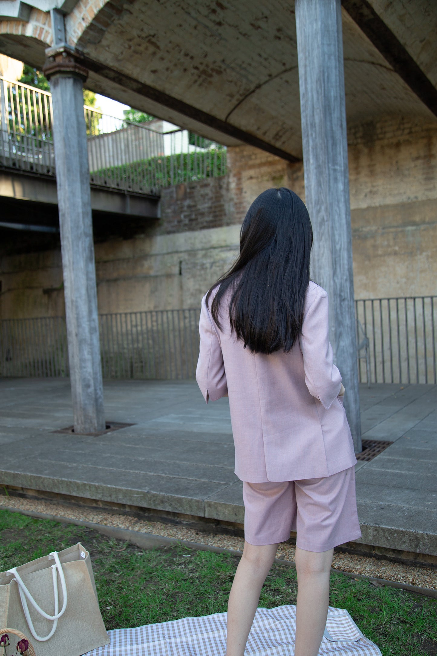 Coffee-For-Work Tucked Smart Shorts