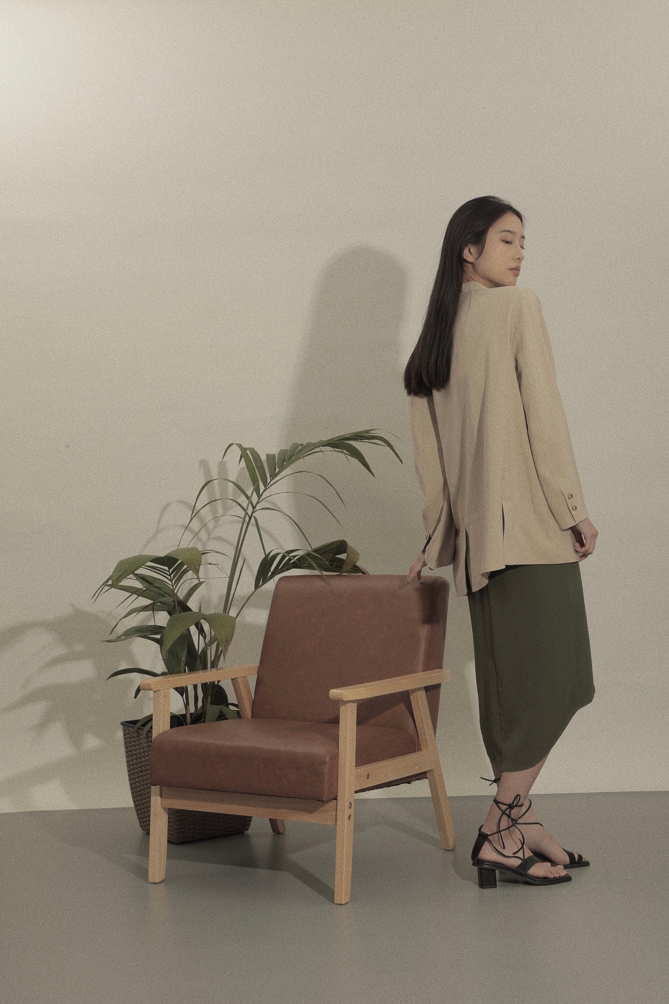 Better-Than-Yesterday Oversized Summer Blazer in Desert Beige